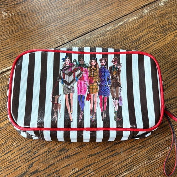 henri bendel Handbags - Henri Bendel Cosmetic Bag